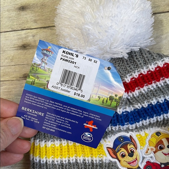 Paw Patrol Characters Toddler Hat & Mittens Set Hat with Pom Pom - Picture 6 of 6